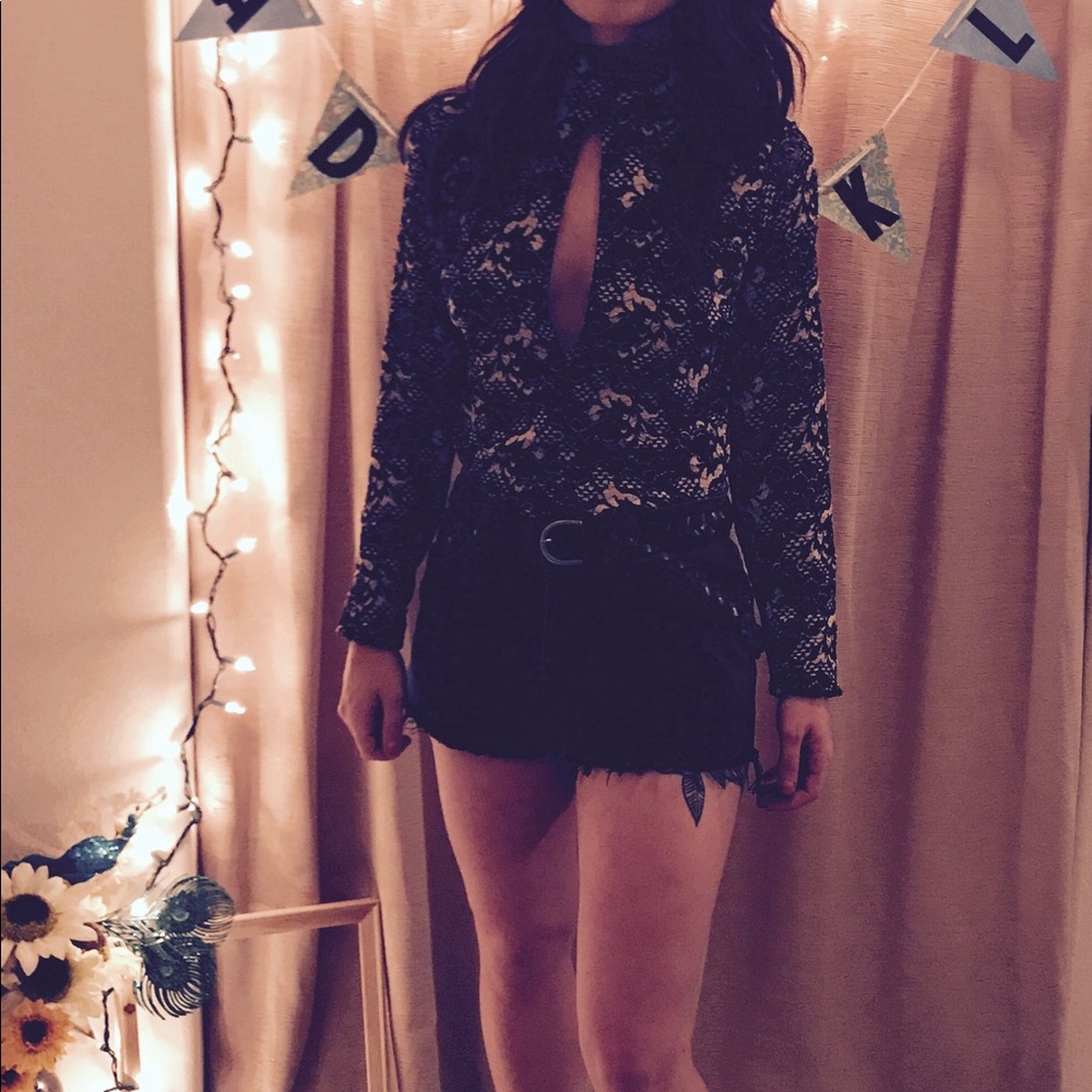 🌵80s Lace High Neck Blouse w/ Cut Outs